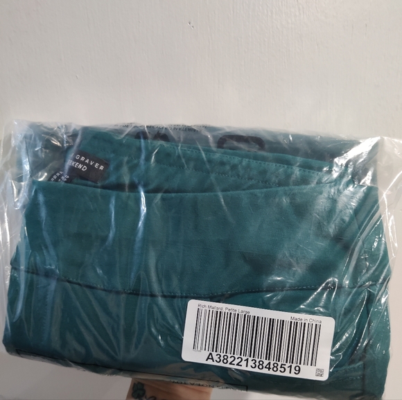 Susan Graver Women's Dark Teal Ankle Pants- Petite Large - Picture 4 of 4